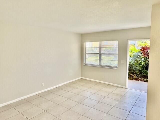 240 Croton Avenue 103, Lantana, FL 33462