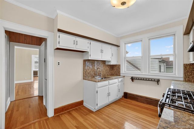 47 Rossiter Avenue, Yonkers, NY 10701