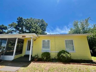 5517 W Jackson St, Pensacola, FL 32506