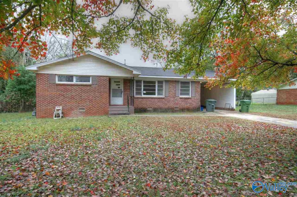 1607 Club View Drive, Huntsville, AL 35816