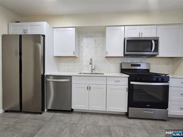 26 Clinton Street 4A, Belleville, NJ 07109