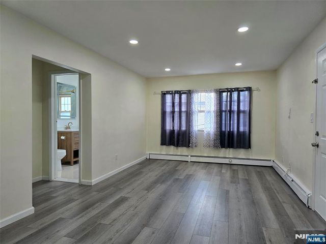 26 Clinton Street 4A, Belleville, NJ 07109