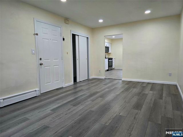 26 Clinton Street 4A, Belleville, NJ 07109