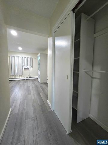 26 Clinton Street 4A, Belleville, NJ 07109