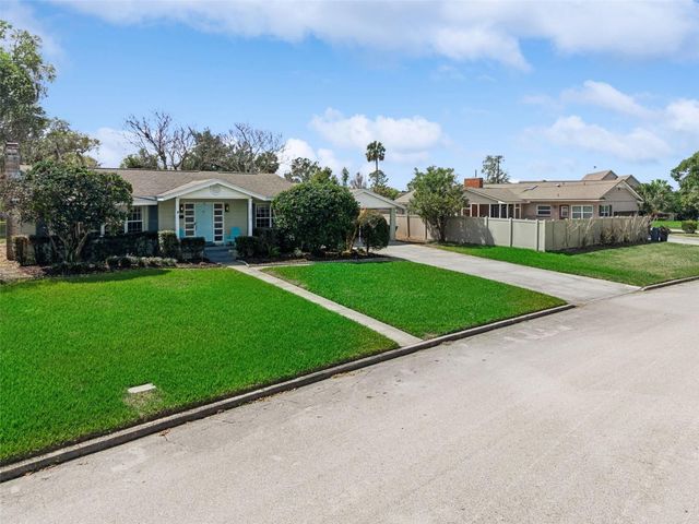 3010 CARMIA DRIVE, Orlando, FL 32806