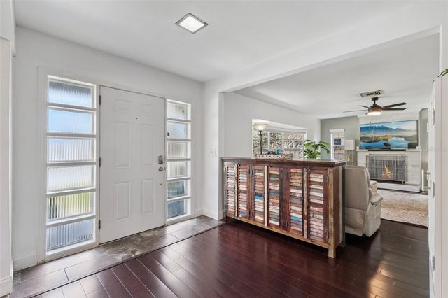 3010 CARMIA DRIVE, Orlando, FL 32806