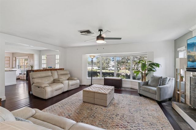 3010 CARMIA DRIVE, Orlando, FL 32806