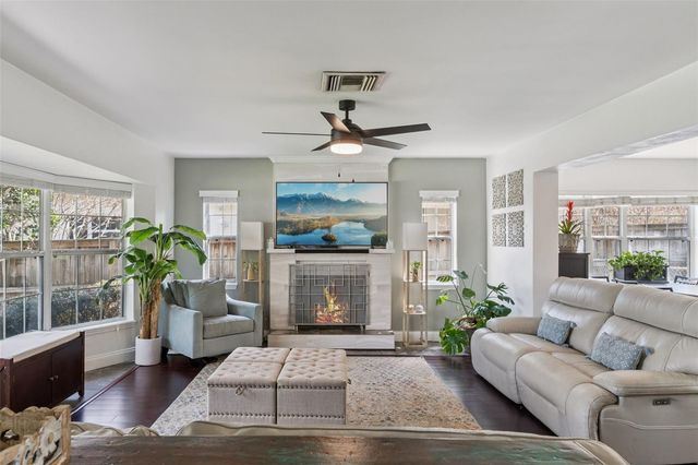 3010 CARMIA DRIVE, Orlando, FL 32806