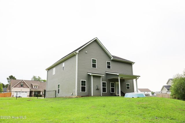 103 Stafford Drive, Pikeville, NC 27863