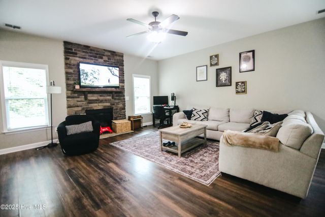 103 Stafford Drive, Pikeville, NC 27863