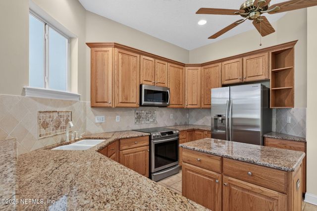 173 BELMONT Drive, St. Johns, FL 32259