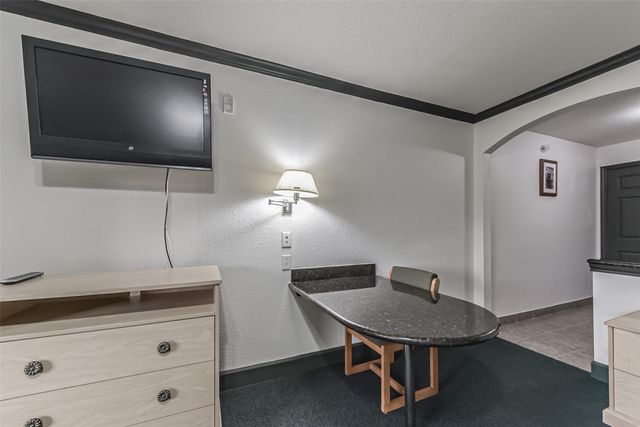 1025 Swanson Street 212, Houston, TX 77030