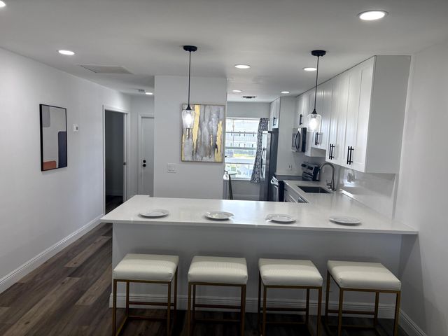 2825 SW 13th Street 204, Delray Beach, FL 33445