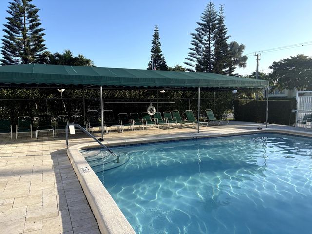 2825 SW 13th Street 204, Delray Beach, FL 33445