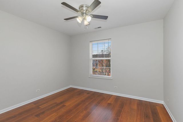 54 Meadows Drive, Gilberts, IL 60136