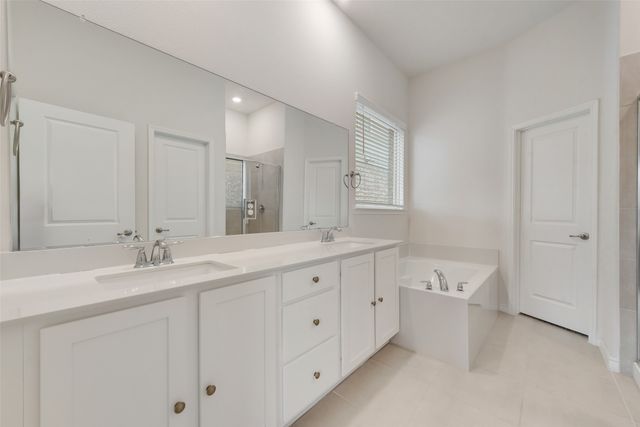 10620 Breezeway Drive, Aubrey, TX 76227
