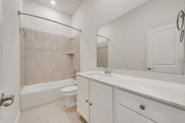 10620 Breezeway Drive, Aubrey, TX 76227