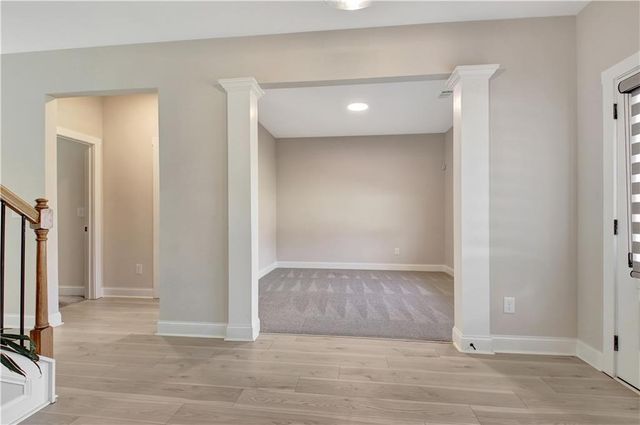 24 Deer Creek Court, Moreland, GA 30259