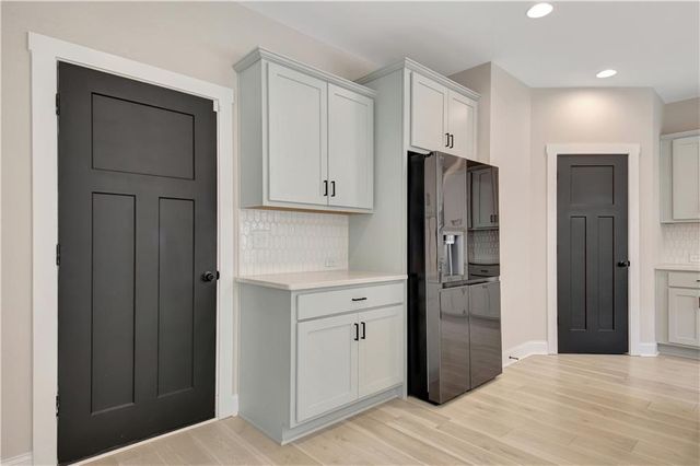 24 Deer Creek Court, Moreland, GA 30259