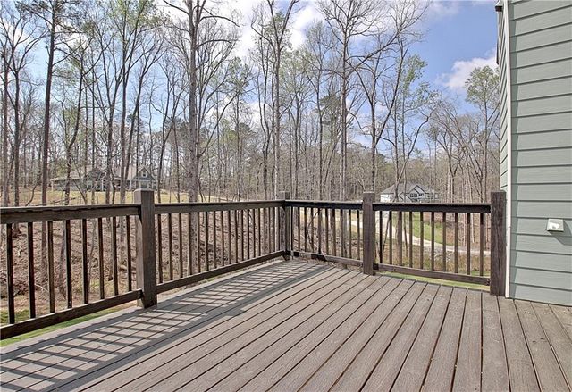 24 Deer Creek Court, Moreland, GA 30259