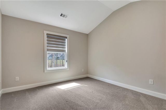24 Deer Creek Court, Moreland, GA 30259