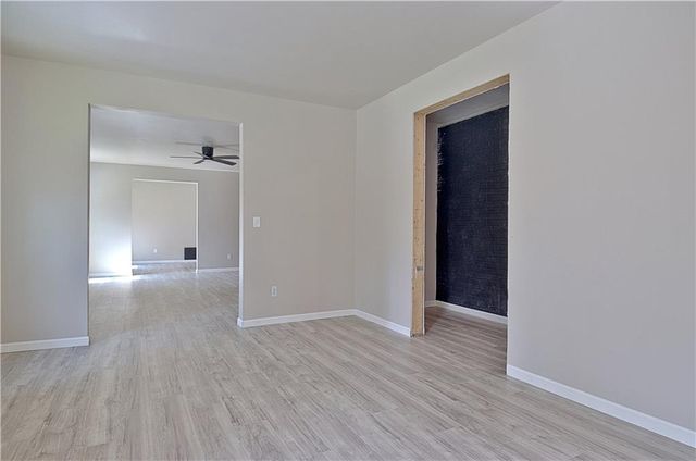 24 Deer Creek Court, Moreland, GA 30259