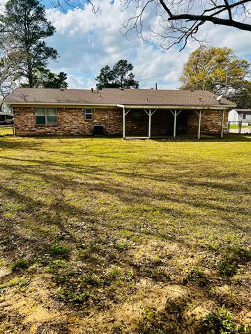 501 Coleman St, Hallsville, TX 75650