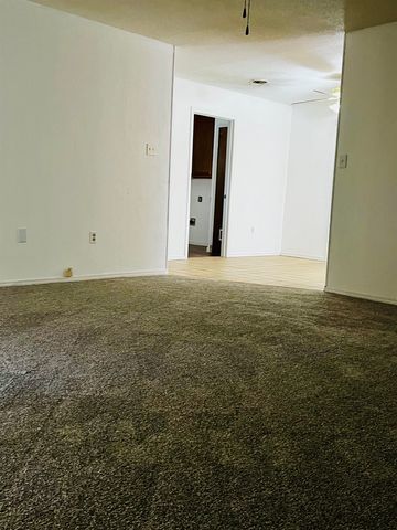 501 Coleman St, Hallsville, TX 75650