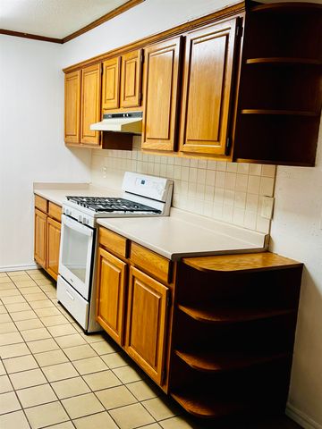 501 Coleman St, Hallsville, TX 75650