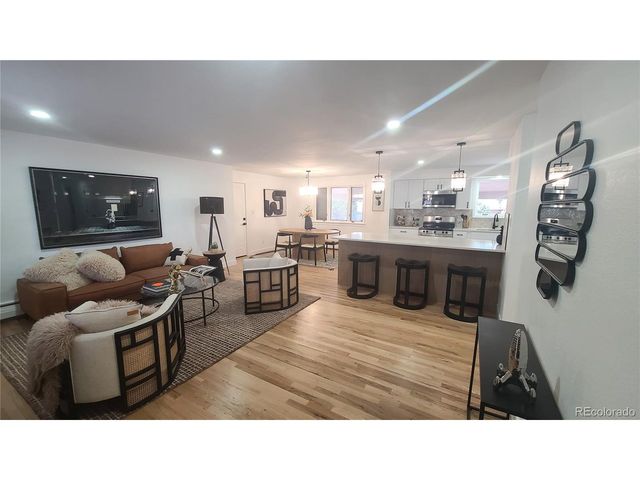 429 S Victor Way, Aurora, CO 80012