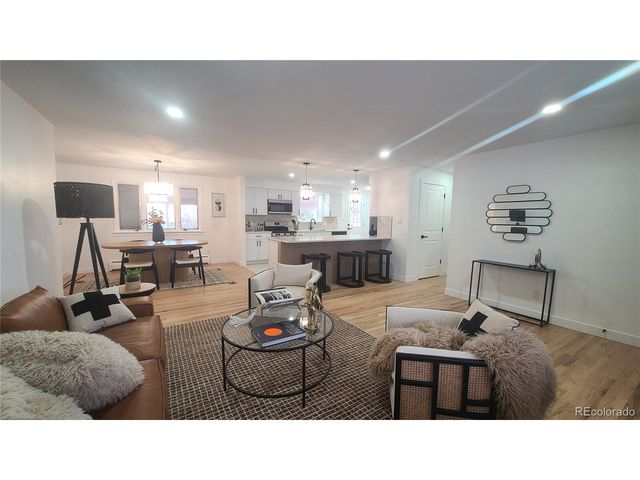 429 S Victor Way, Aurora, CO 80012