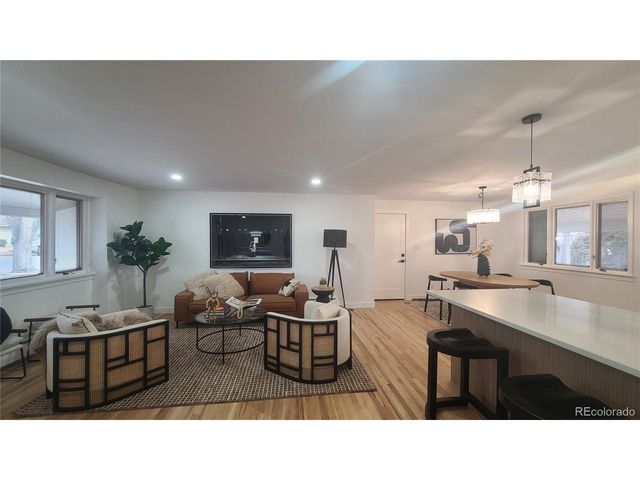 429 S Victor Way, Aurora, CO 80012