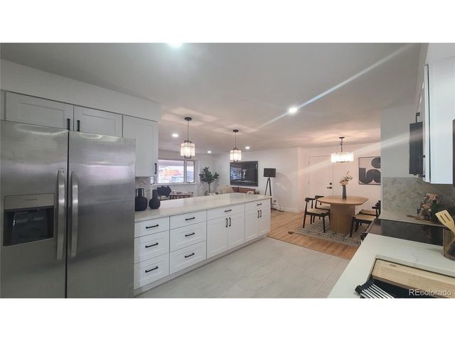 429 S Victor Way, Aurora, CO 80012