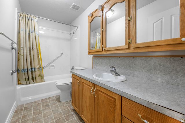 2474 N DORCHESTER AVE, Harrisville, UT 84414