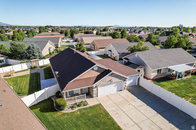 2474 N DORCHESTER AVE, Harrisville, UT 84414