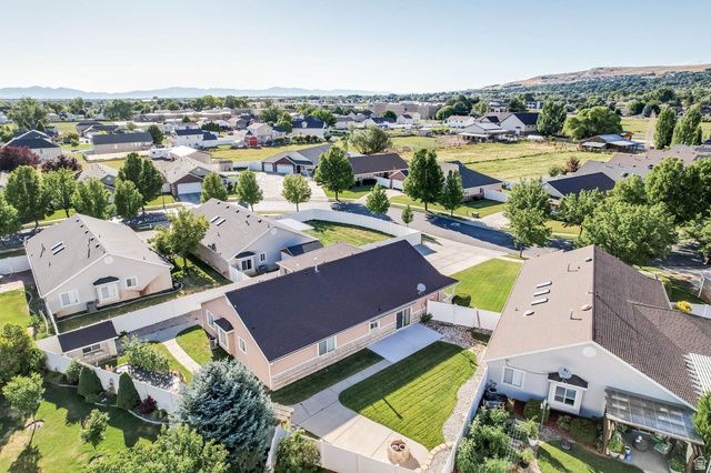 2474 N DORCHESTER AVE, Harrisville, UT 84414