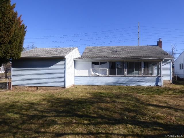 35 Gardner Avenue, Hicksville, NY 11801