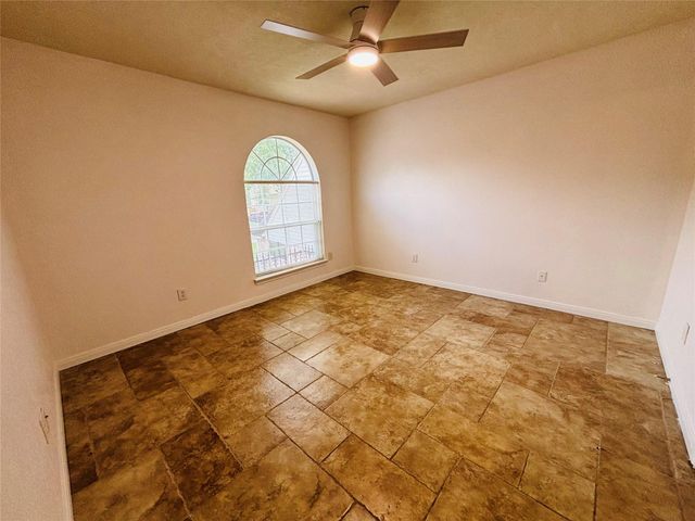 506 Rosewood A Drive, Shenandoah, TX 77381
