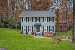 5200 Bedwood Way, Douglasville, GA 30135