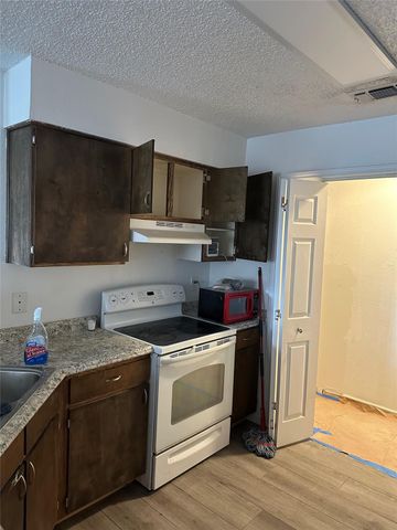 4202 Duval RD C, Austin, TX 78759