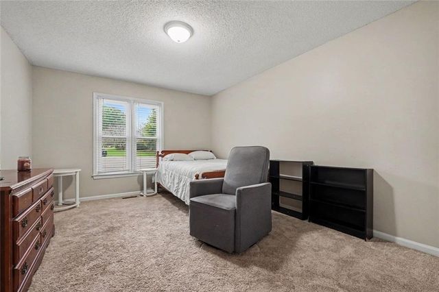 996 Miles Court, Powder Springs, GA 30127