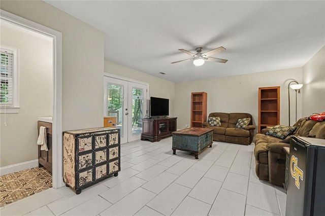 996 Miles Court, Powder Springs, GA 30127