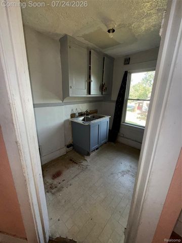 9931 Cascade Street, Detroit, MI 48204