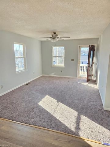 905 Hunt Street, Burlington, NC 27217