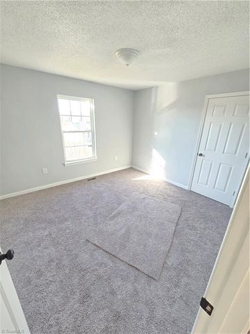 905 Hunt Street, Burlington, NC 27217