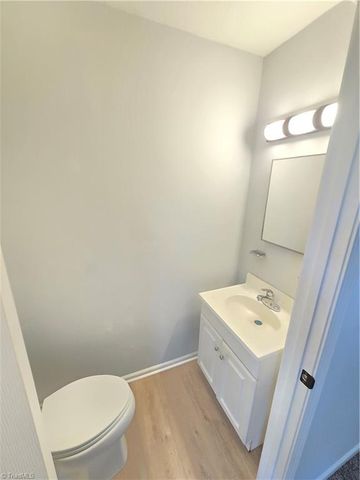 905 Hunt Street, Burlington, NC 27217