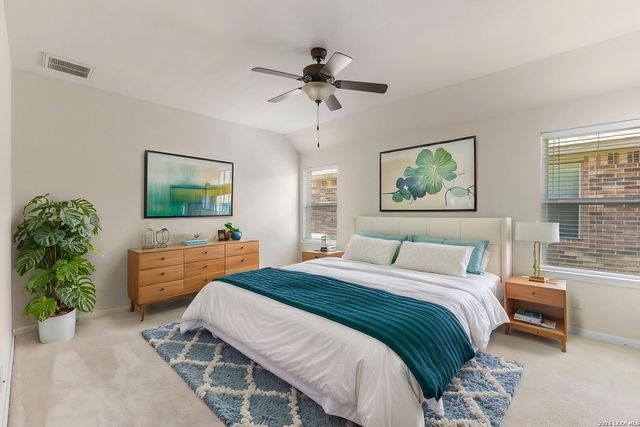 369 DERBY DR, Boerne, TX 78006