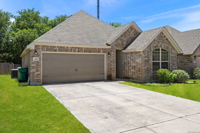 369 DERBY DR, Boerne, TX 78006