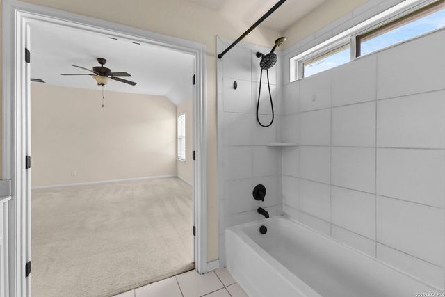 369 DERBY DR, Boerne, TX 78006