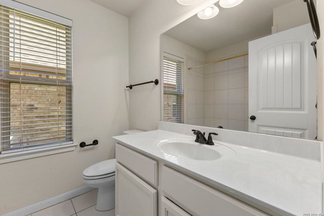 369 DERBY DR, Boerne, TX 78006